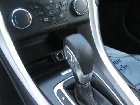 Used 2014 Ford Fusion S Hybrid FWD image 11