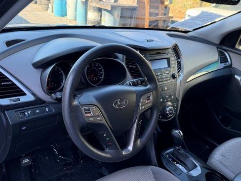 Used 2014 Hyundai Santa Fe Sport image 9