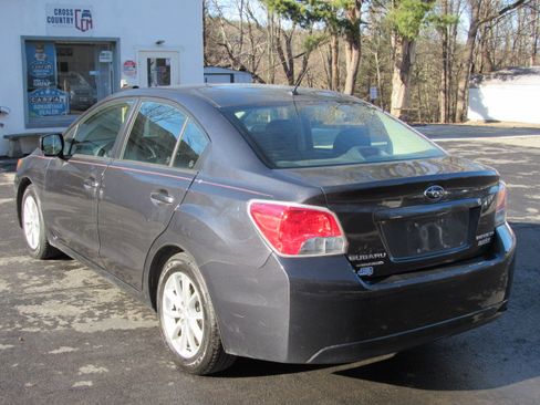 Used 2012 Subaru Impreza 2.0i Premium image 7