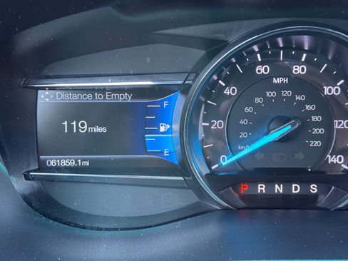 Used 2019 Ford Explorer Limited image 8