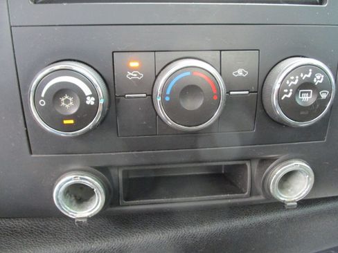 Used 2007 Chevrolet Silverado 1500 2WD Regular Cab LT image 34