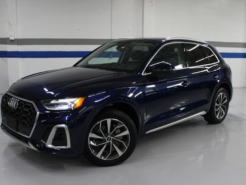 Used 2022 Audi Q5 2.0T Premium Plus image 3