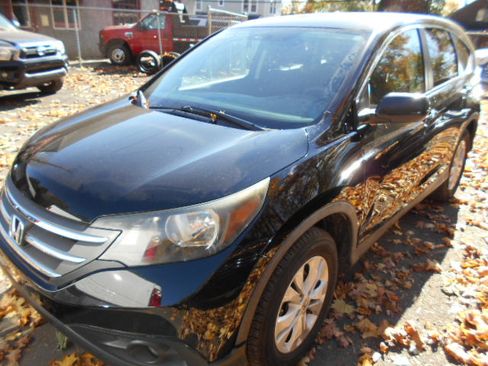 Used 2013 Honda CR-V EX image 2