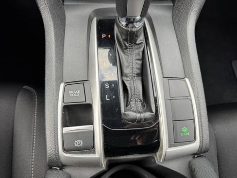 Used 2016 Honda Civic EX image 9