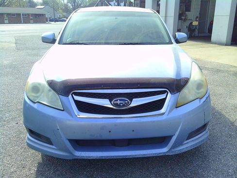 Used 2011 Subaru Legacy 2.5i Premium image 2