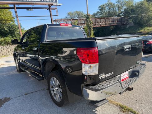 Used 2011 Toyota Tundra Platinum image 6