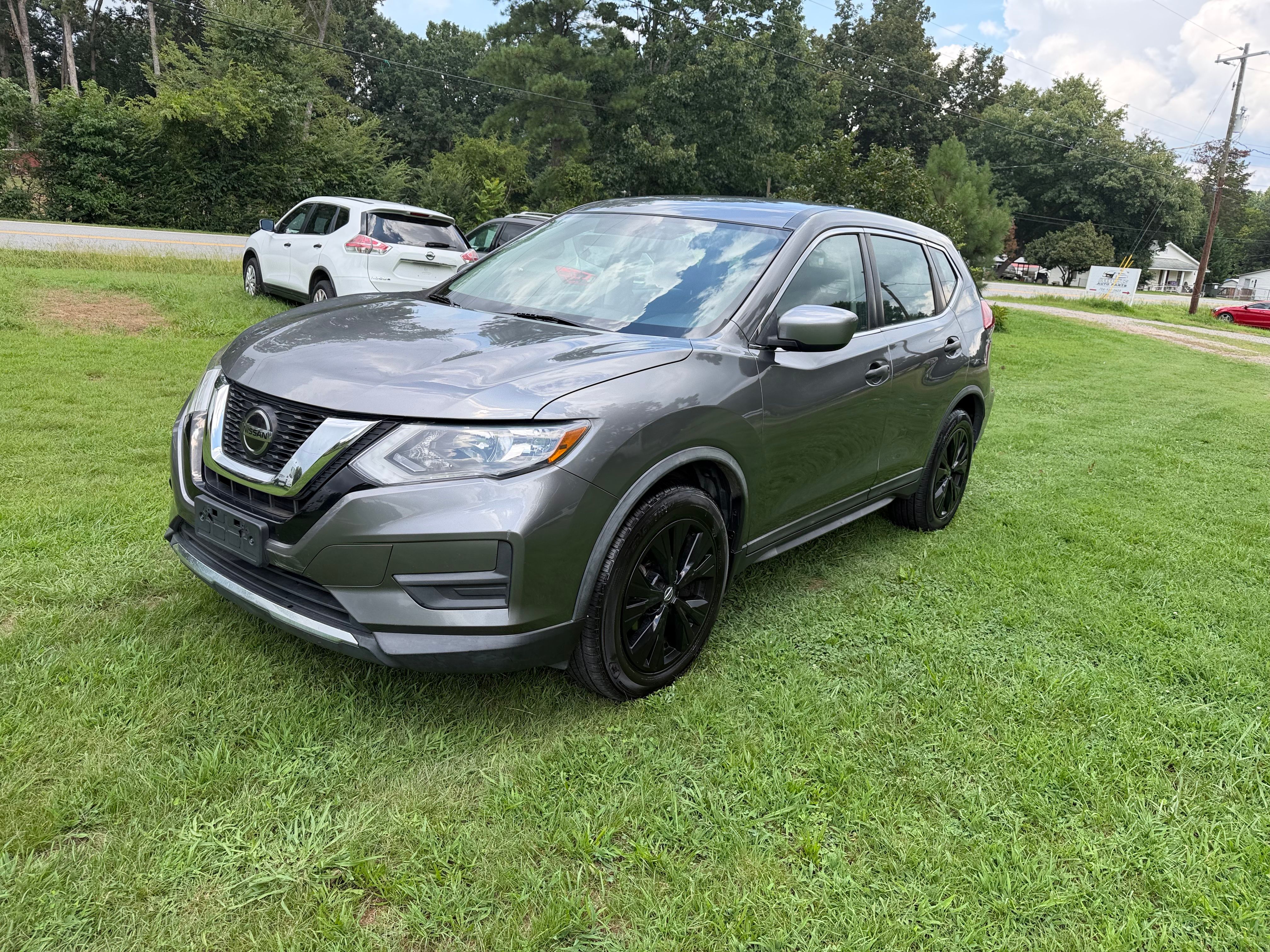 Used 2018 Nissan Rogue AWD image 5