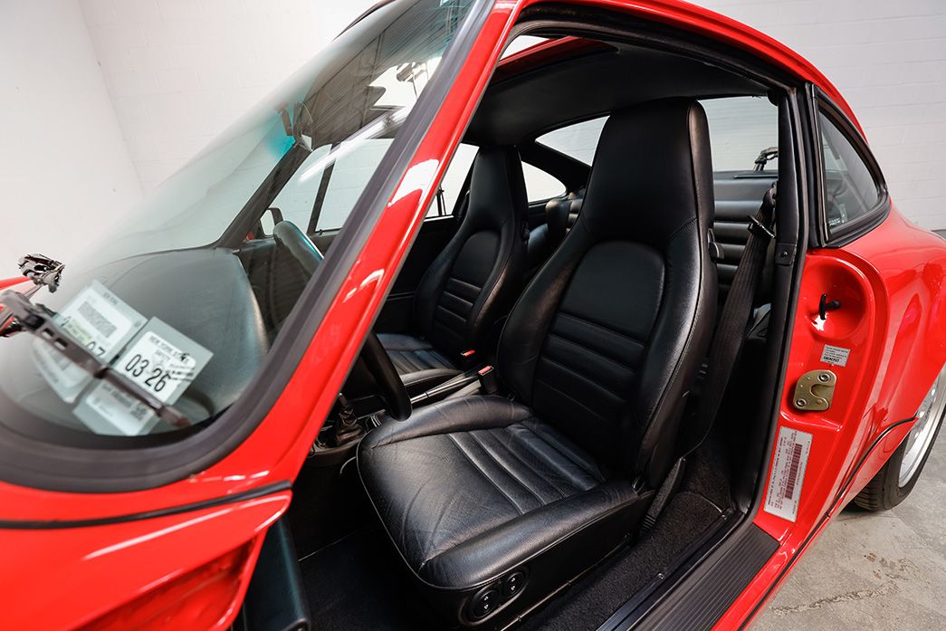 Used 1990 Porsche 911 Coupe RWD image 10
