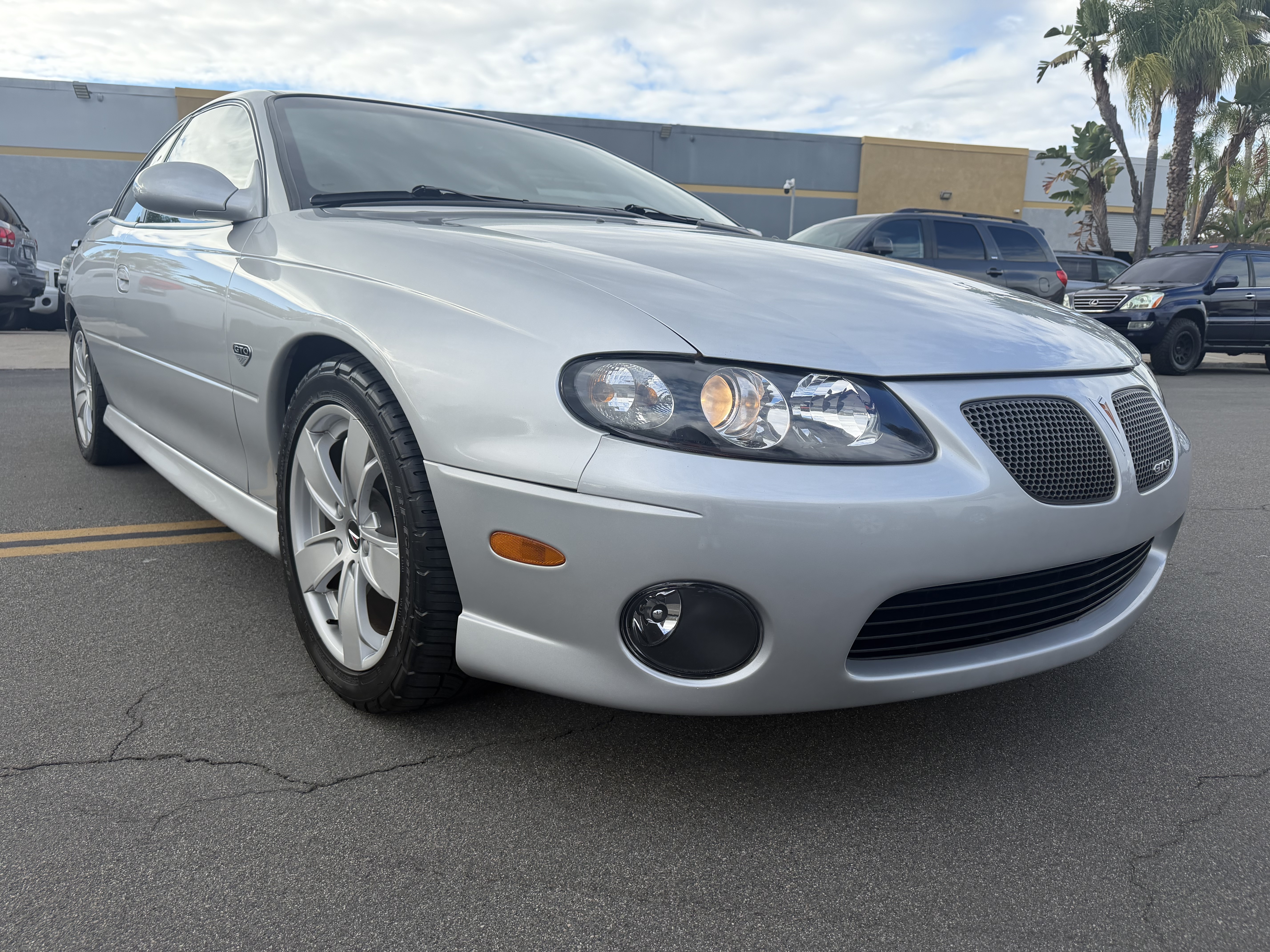Used 2004 Pontiac GTO UNAVAIL RWD image 21