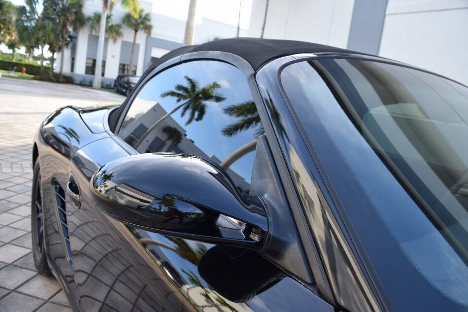 Used 2006 Porsche Boxster RWD image 32