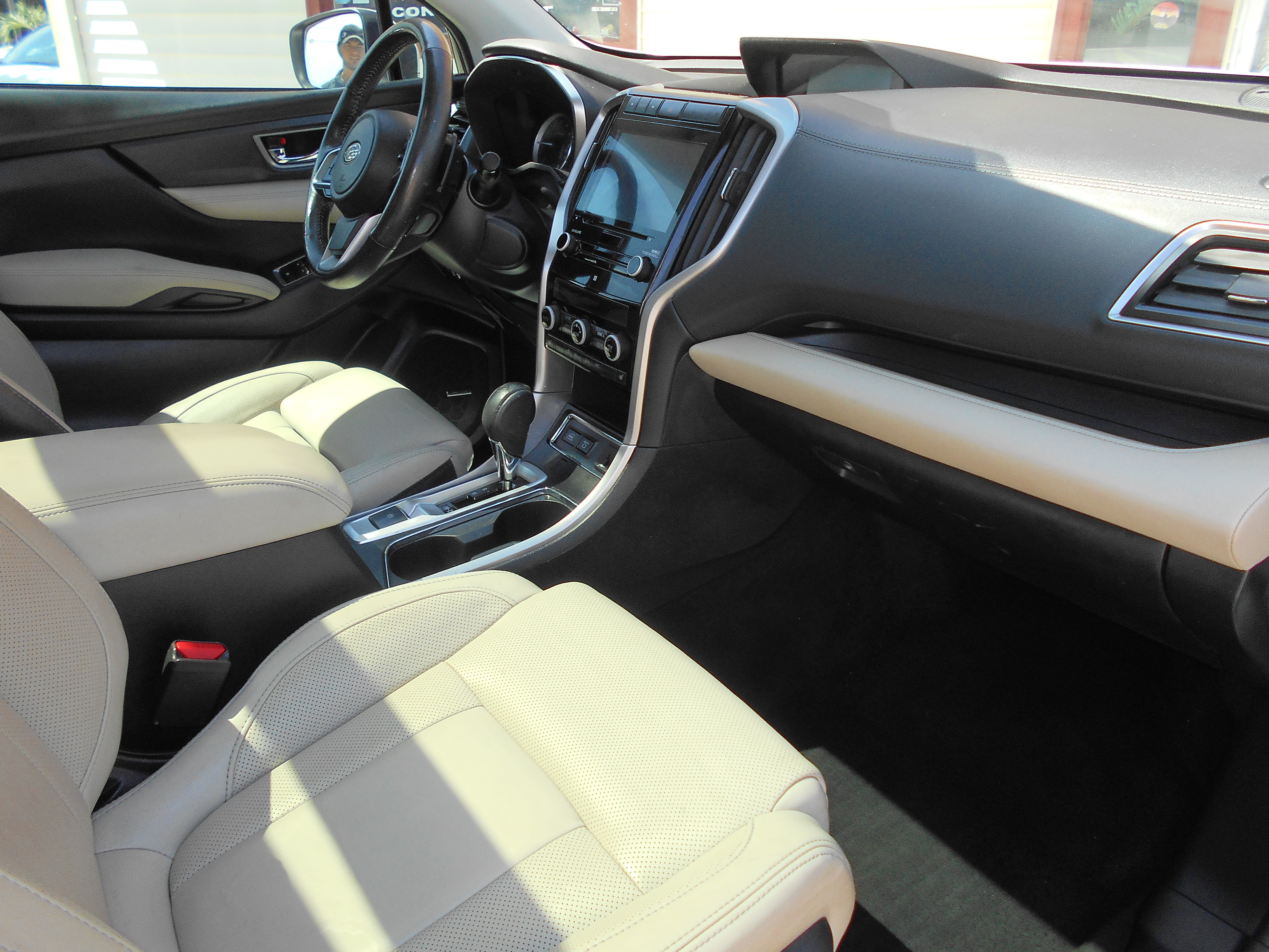 Used 2020 Subaru Ascent Limited AWD/4WD image 11