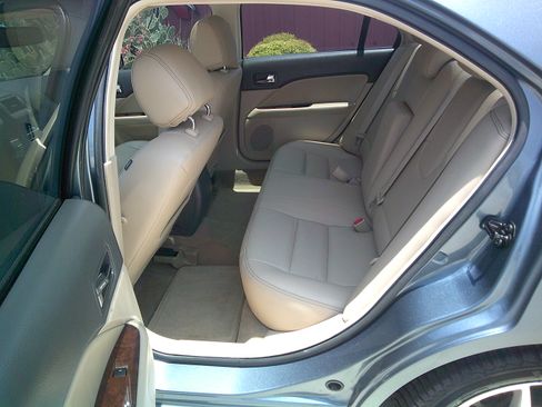 Used 2012 Ford Fusion SEL V6 FWD image 7