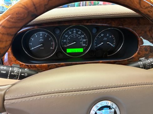 Used 2009 Jaguar XJ Vanden Plas RWD image 59