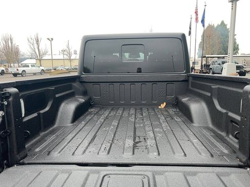 New 2026 Jeep Gladiator Sport image 12