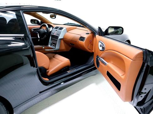 Used 2003 Aston Martin Vanquish image 15
