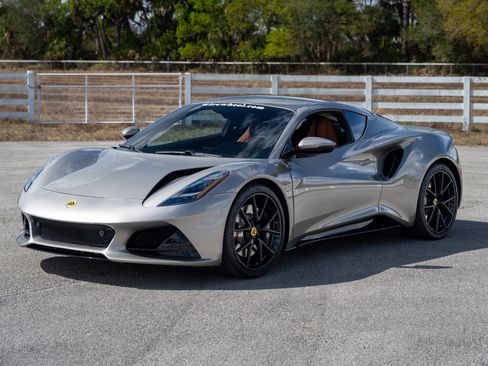 Used 2024 Lotus Emira First Edition image 4