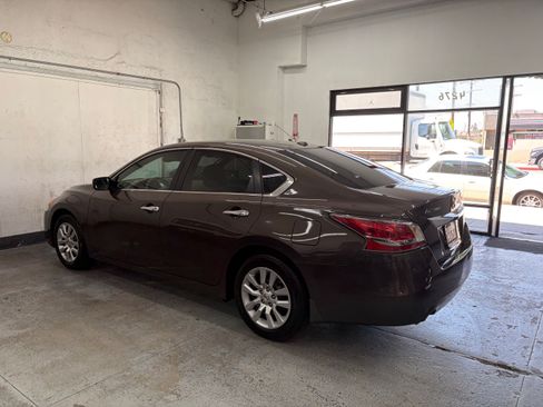 Used 2015 Nissan Altima 2.5 S FWD image 3