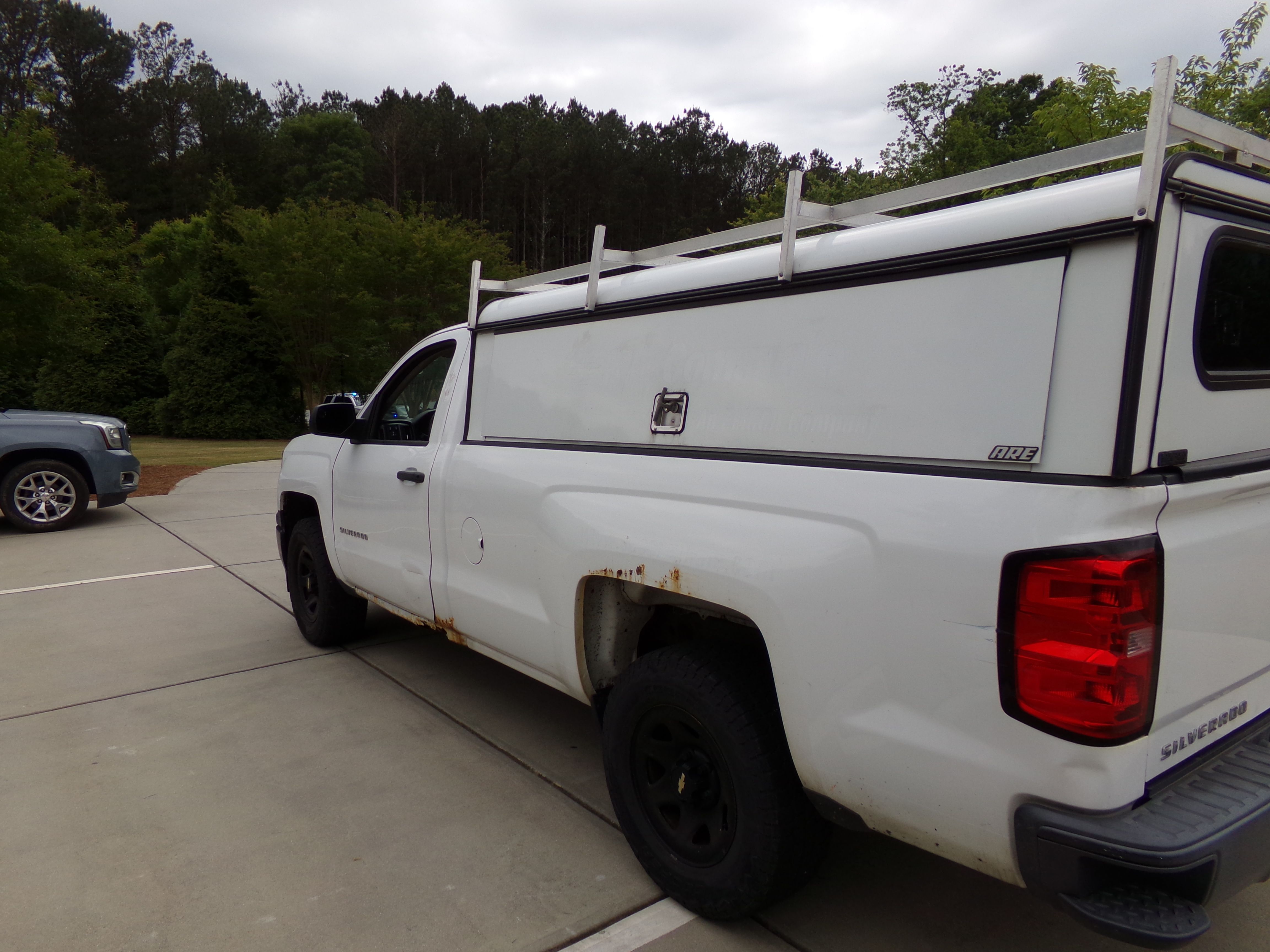 Used 2015 Chevrolet Silverado 1500 2WD Regular Cab W/T image 3