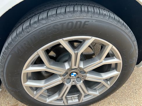 Used 2022 BMW X7 xDrive40i image 8