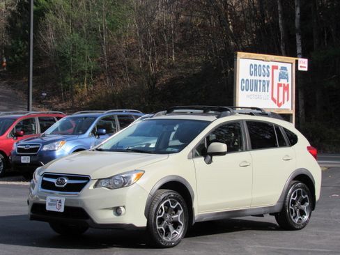 Used 2013 Subaru XV Crosstrek 2.0i Limited image 1