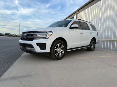 Used 2023 Ford Expedition XLT