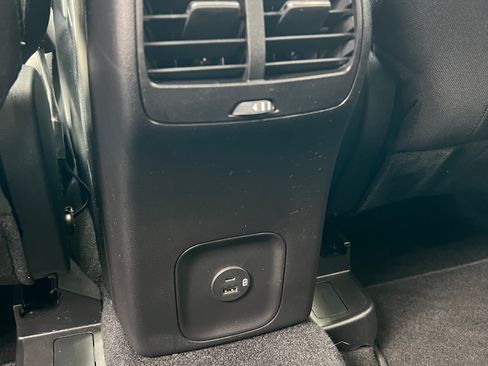 Used 2022 Ford Escape SE image 20