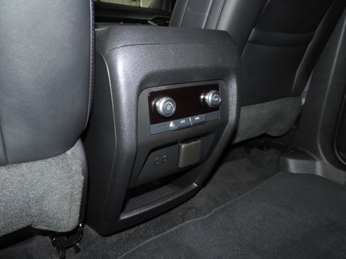 Used 2025 GMC Acadia Elevation image 36