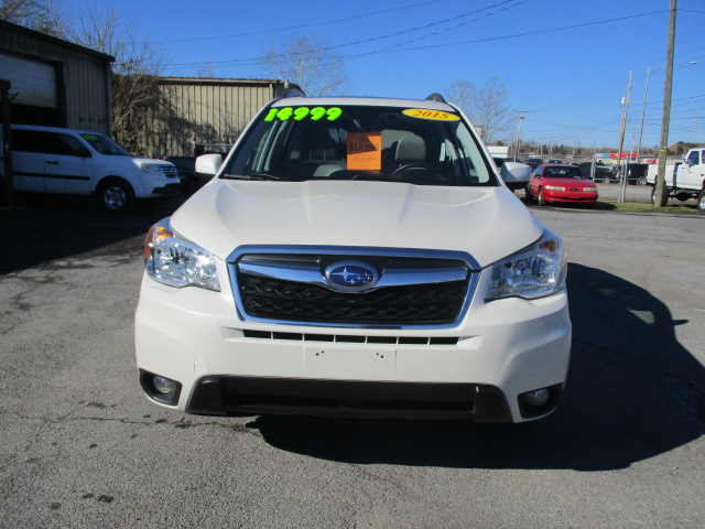 Used 2015 Subaru Forester 2.5i Limited AWD/4WD image 3