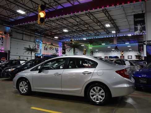Used 2012 Honda Civic LX image 4