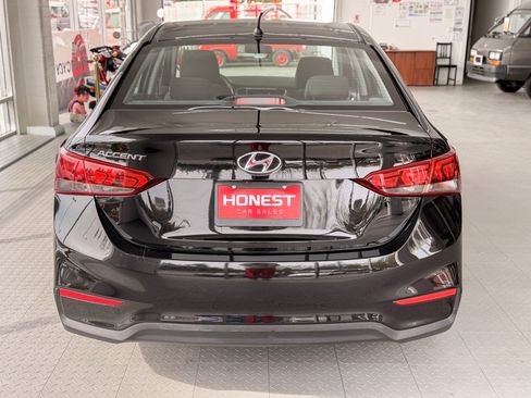Used 2020 Hyundai Accent SE image 5