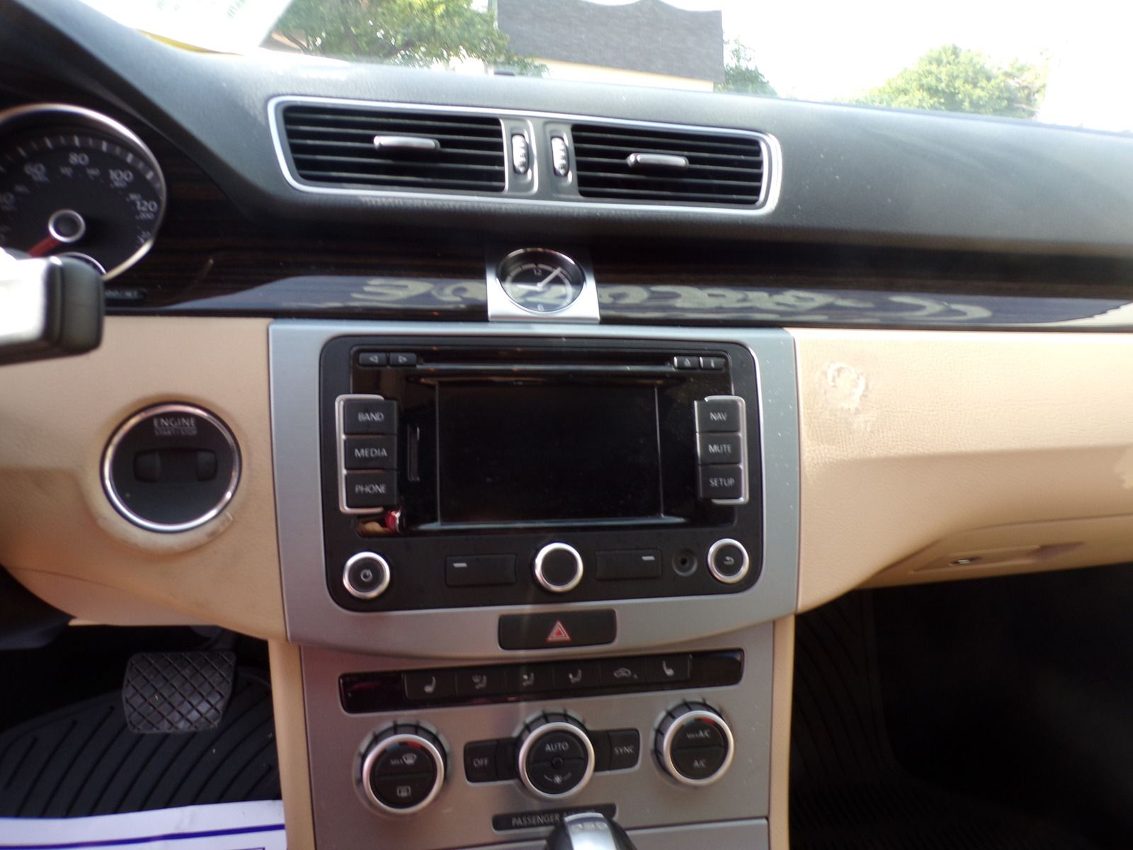 Used 2014 Volkswagen CC Executive FWD image 13