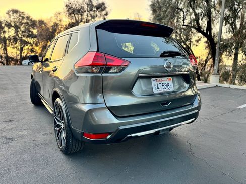 Used 2017 Nissan Rogue FWD image 7