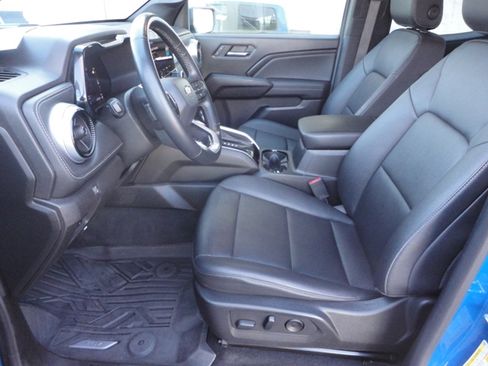 Used 2023 Chevrolet Colorado LT image 14
