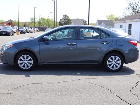 Used 2016 Toyota Corolla LE image 5