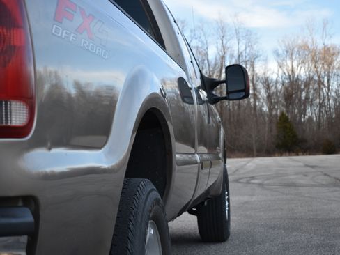 Used 2005 Ford F250 XLT image 11