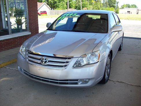 Used 2007 Toyota Avalon XLE Touring Sedan 4D FWD image 1