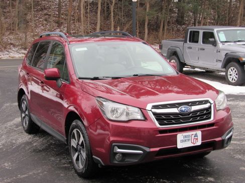 Used 2018 Subaru Forester 2.5i Premium image 16
