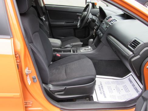 Used 2013 Subaru XV Crosstrek 2.0i Premium AWD/4WD image 17
