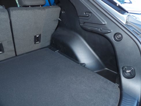 New 2026 Chevrolet Equinox EV LT image 39