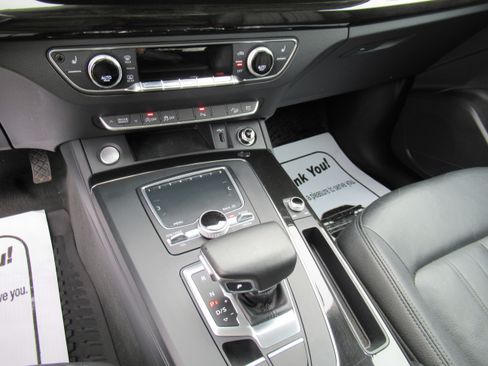 Used 2018 Audi Q5 2.0T Premium Plus image 14