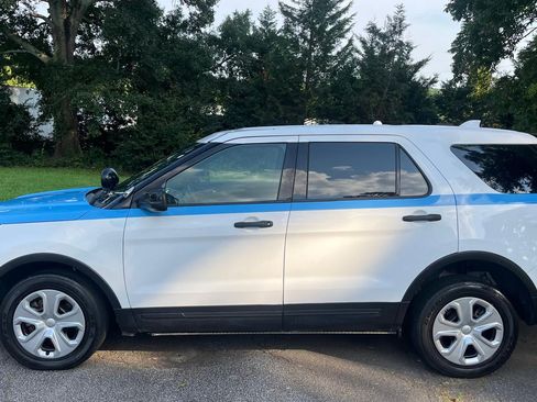 Used 2017 Ford Explorer 4WD Police Interceptor image 8