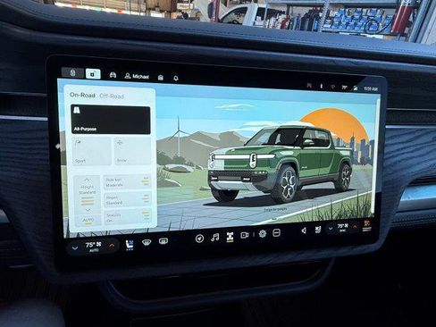 Used 2023 Rivian R1T Adventure image 23