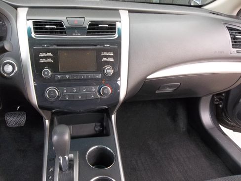 Used 2015 Nissan Altima 2.5 S image 7