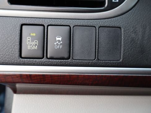 Used 2012 Toyota Camry XLE image 20