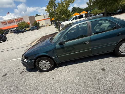 Used 1997 Toyota Camry image 10