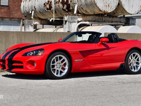 Used 2006 Dodge Viper SRT-10 image 10