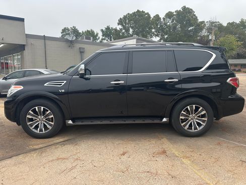 Used 2019 Nissan Armada SL image 2