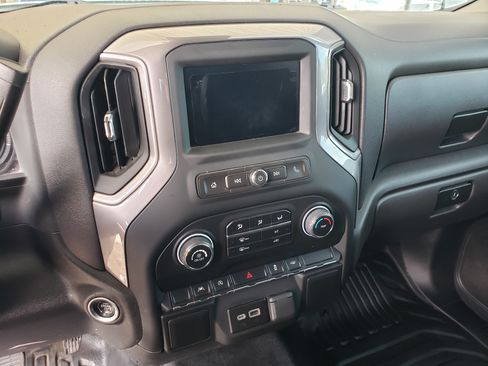 Used 2024 Chevrolet Silverado 1500 W/T image 11