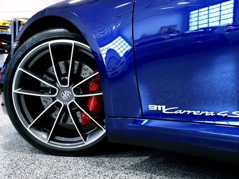 Used 2024 Porsche 911 Carrera 4S image 23