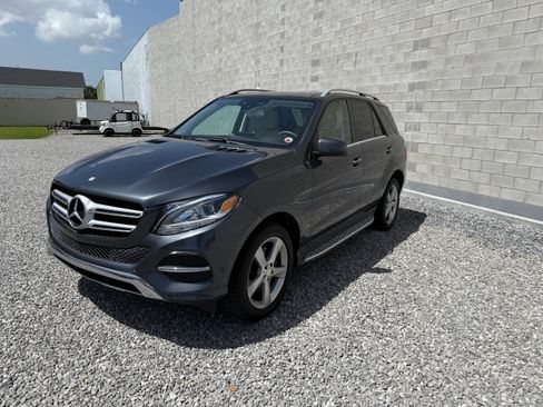 Used 2016 Mercedes-Benz GLE 350 w/ Premium Package image 1